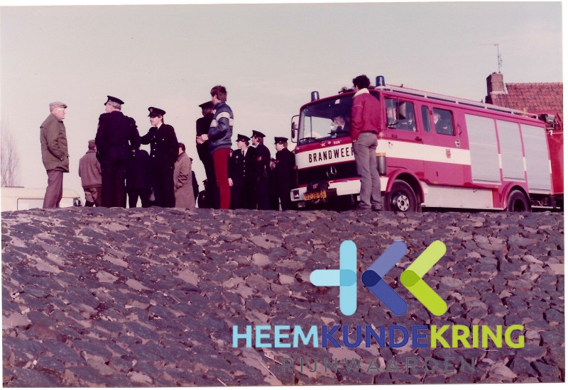 gemeente H&A 27-01-1984 ingebruik name voormalige brandblus boot van Emmerich Coll. HKR (21)